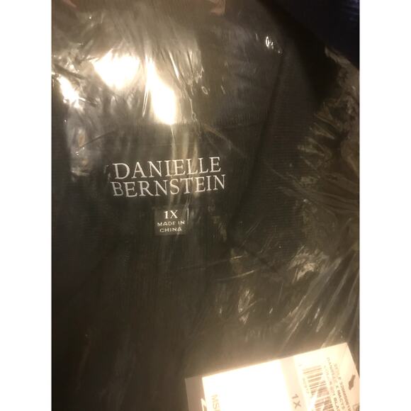 Danielle Bernstein Button Cardigan Sweater NWT - Picture 3 of 4